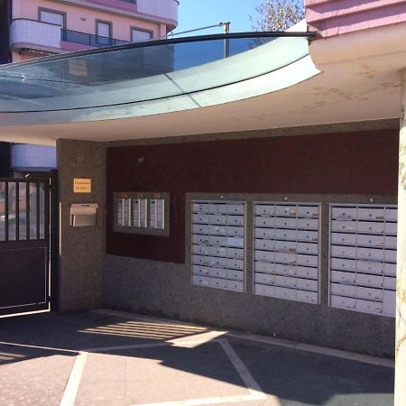 Appartamento Victoria Con Parcheggio Privato Civitavecchia Exterior foto