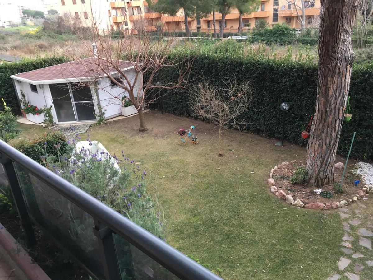 Appartamento Victoria Con Parcheggio Privato Civitavecchia Exterior foto